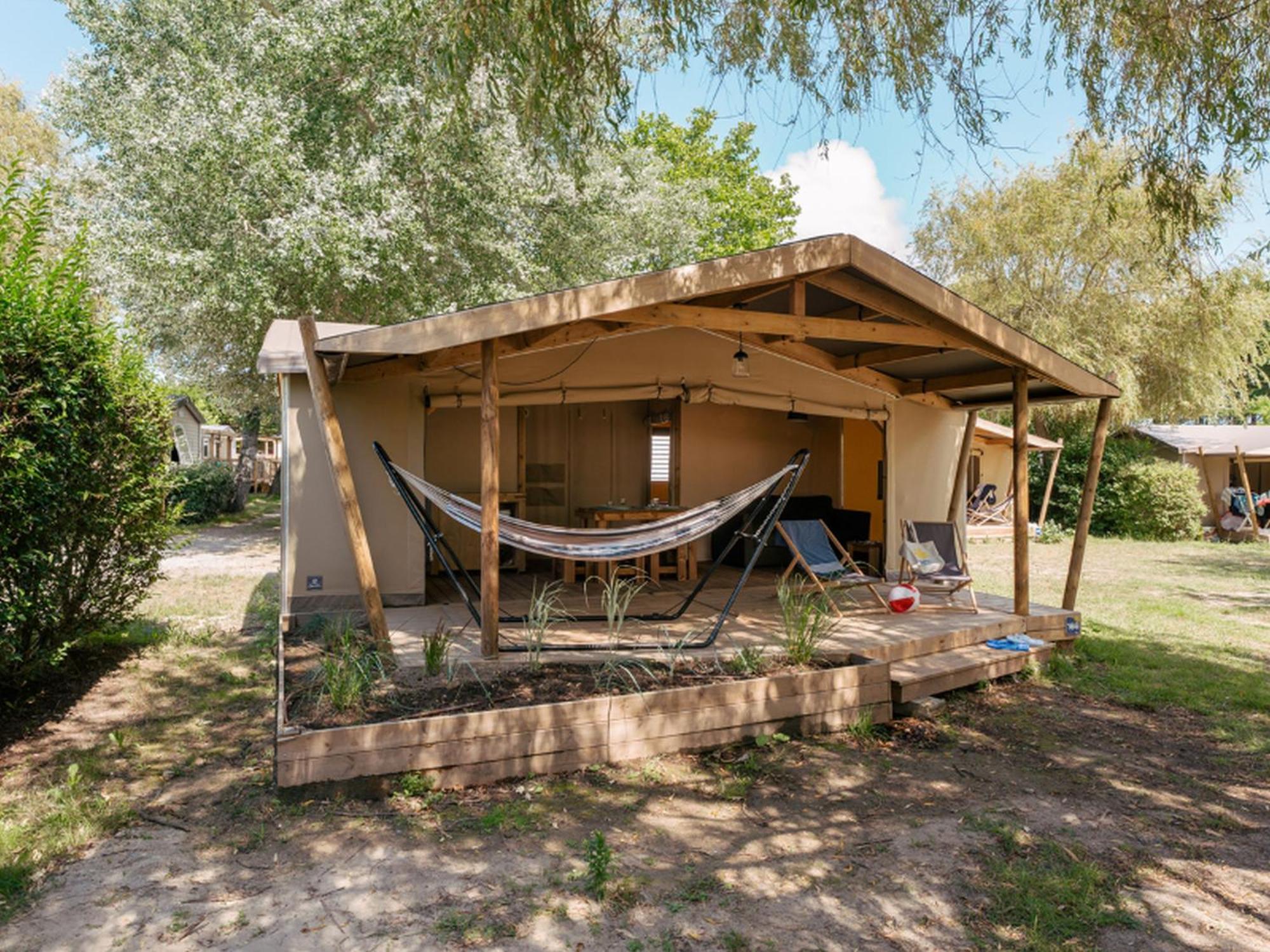 Domaine Residentiel De Plein Air Le Bois D'amour Campsite